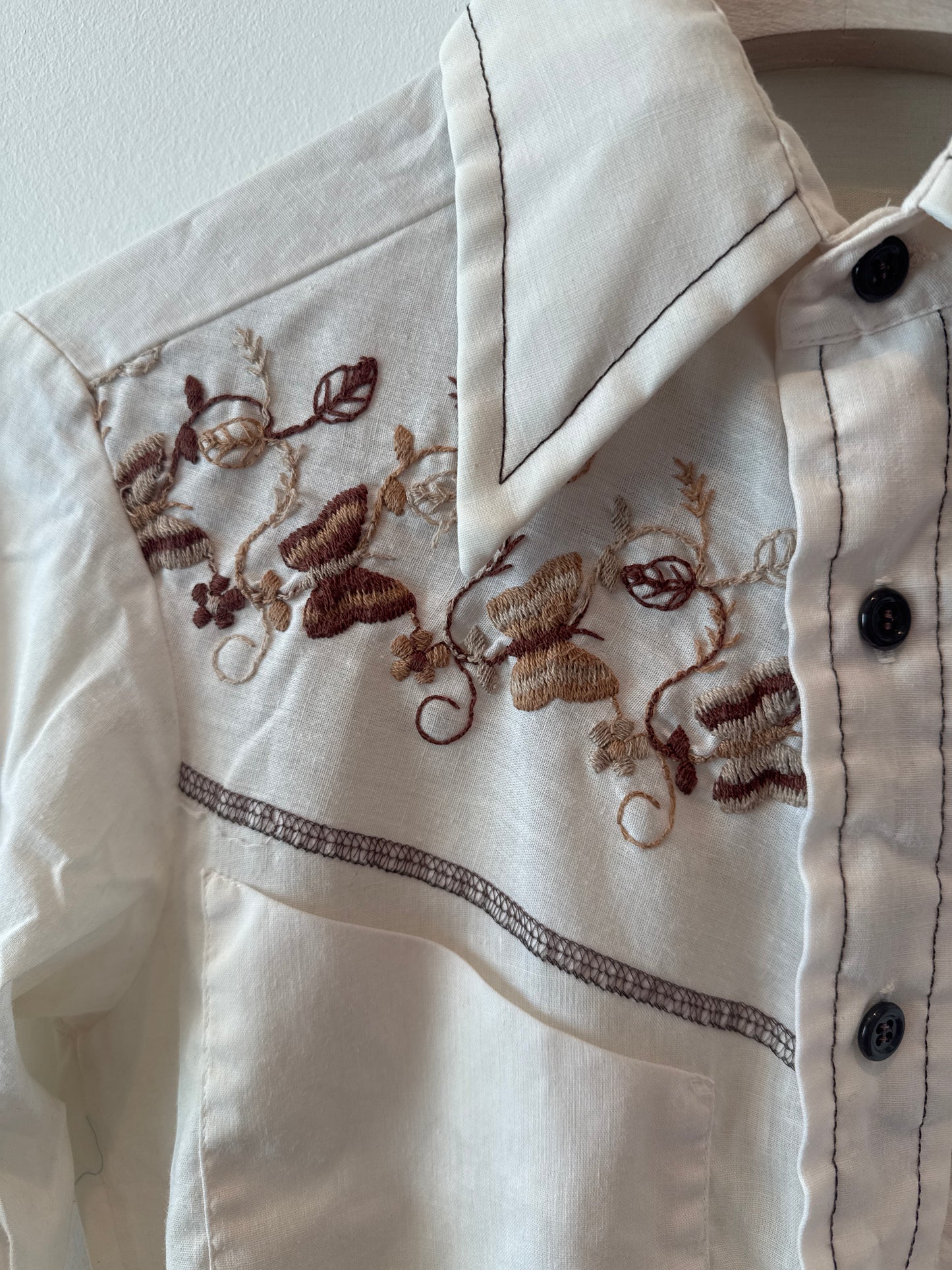 Vintage 1970’s Embroidered Button Down Top