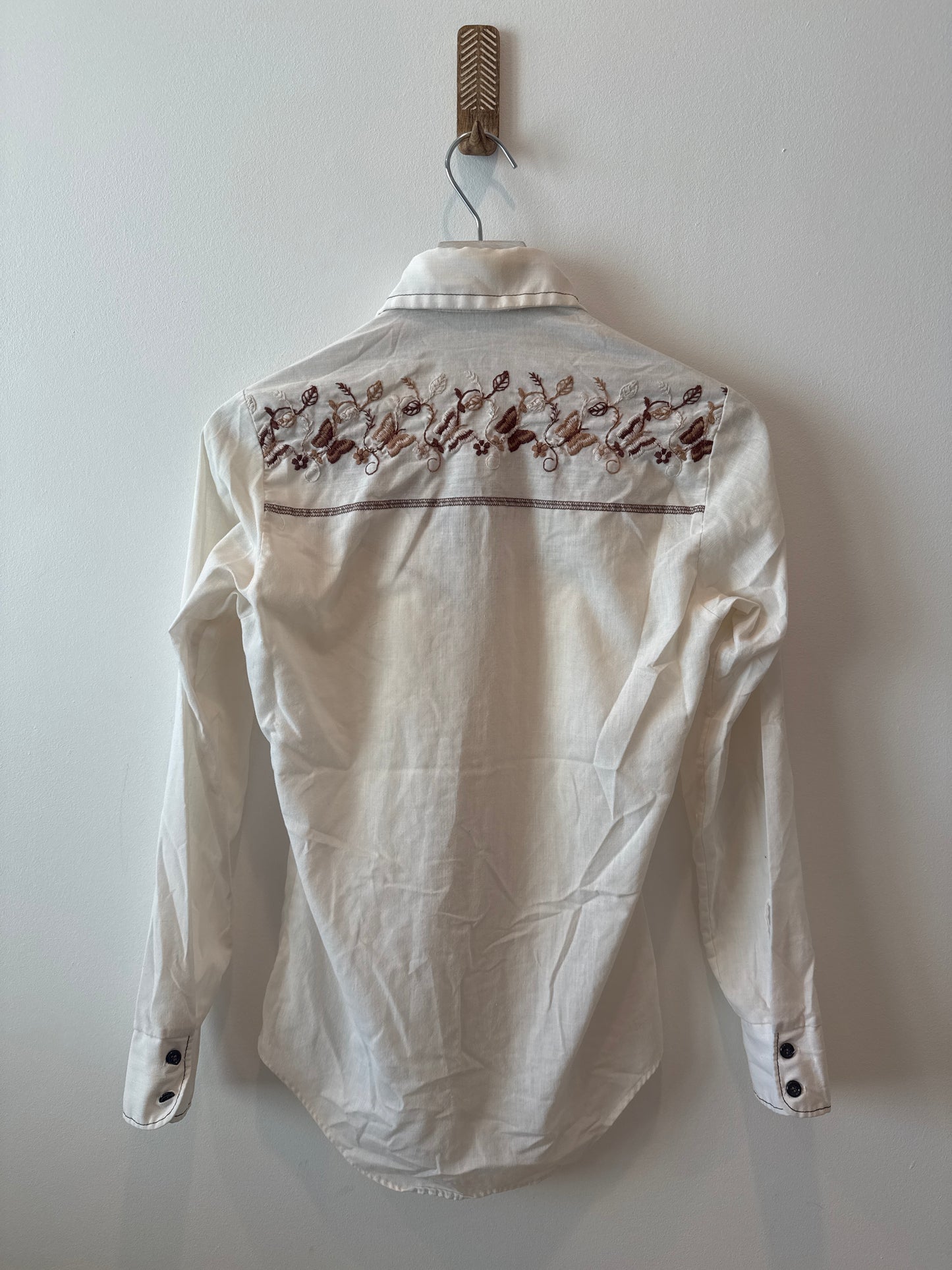 Vintage 1970’s Embroidered Button Down Top