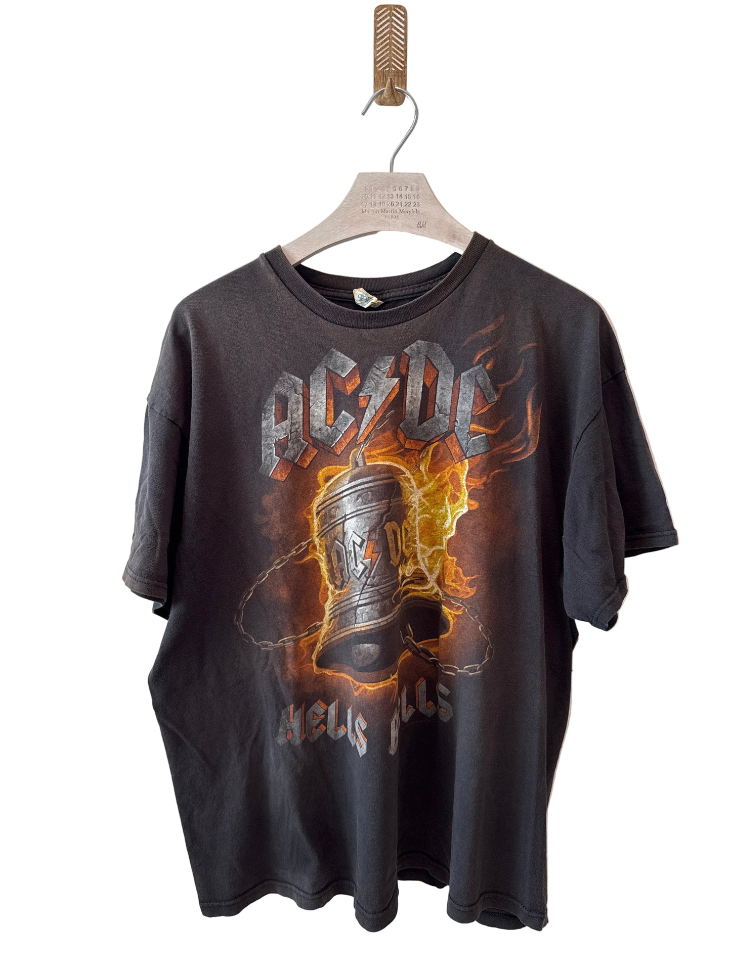 Vintage AC/DC Hells Bells Rock Band Tee